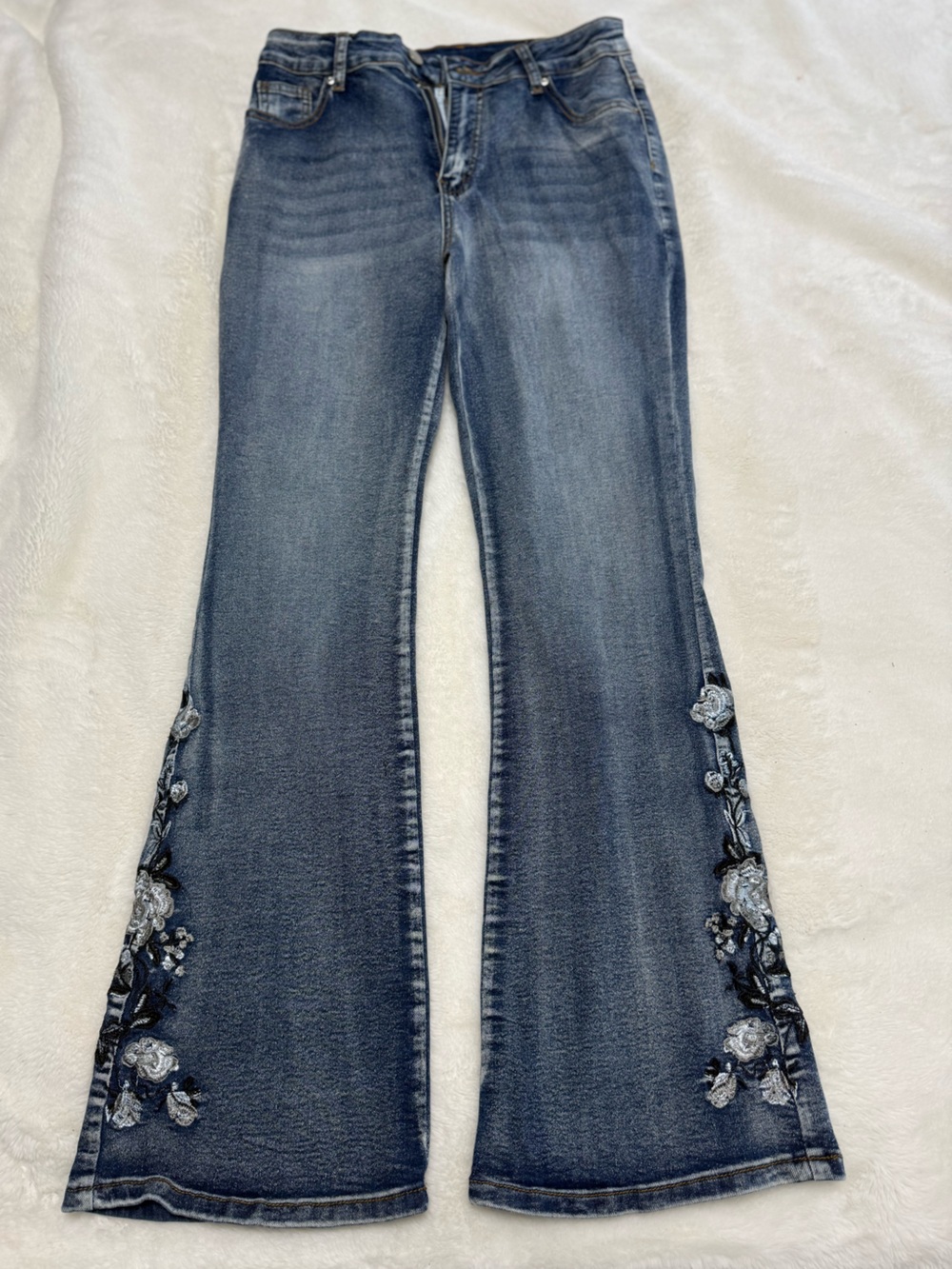 Flare Jeans with Embroidery Size L GUC